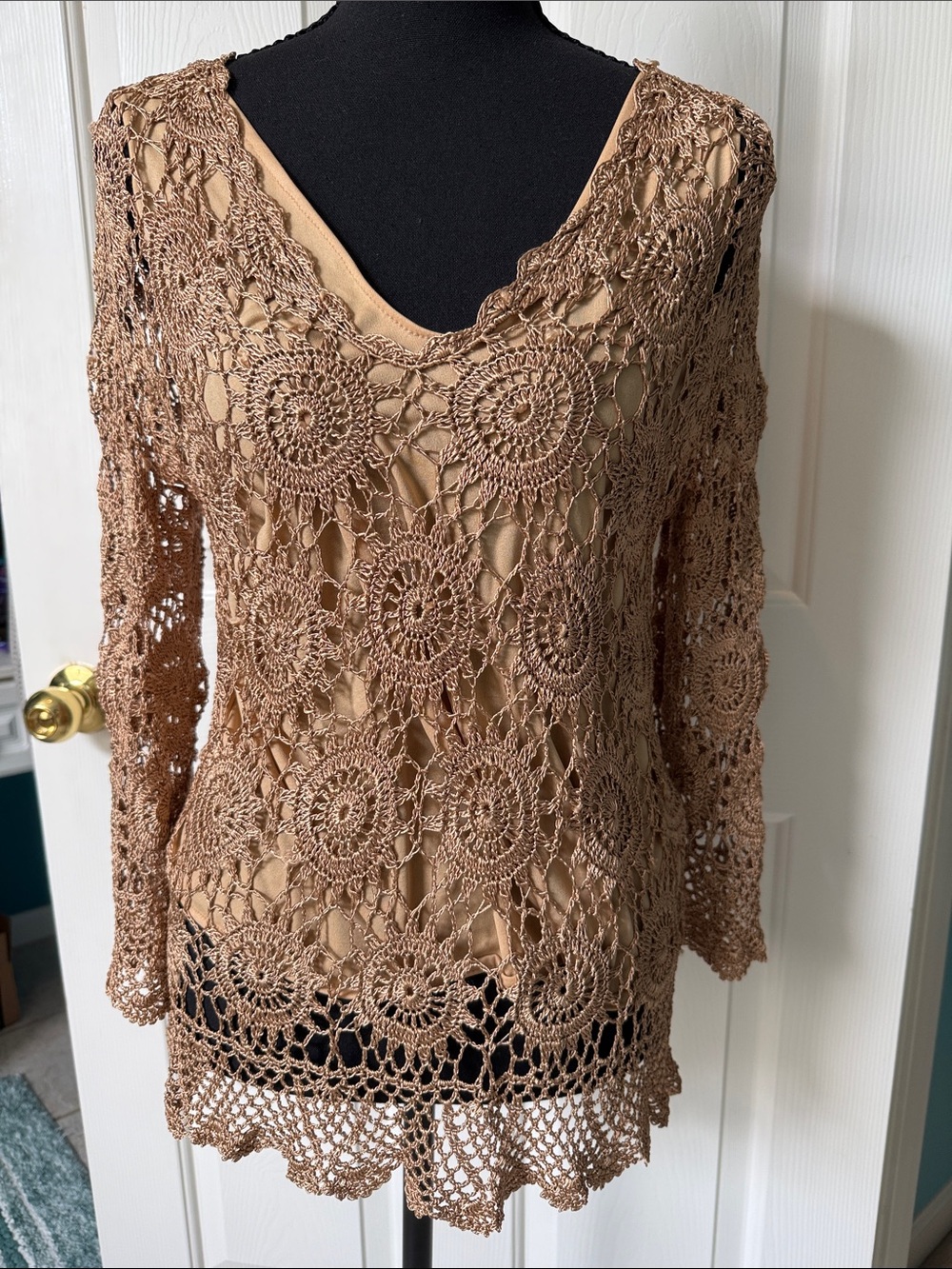 Vintage Gold Womens Crochet Overlay V-Neck Top
